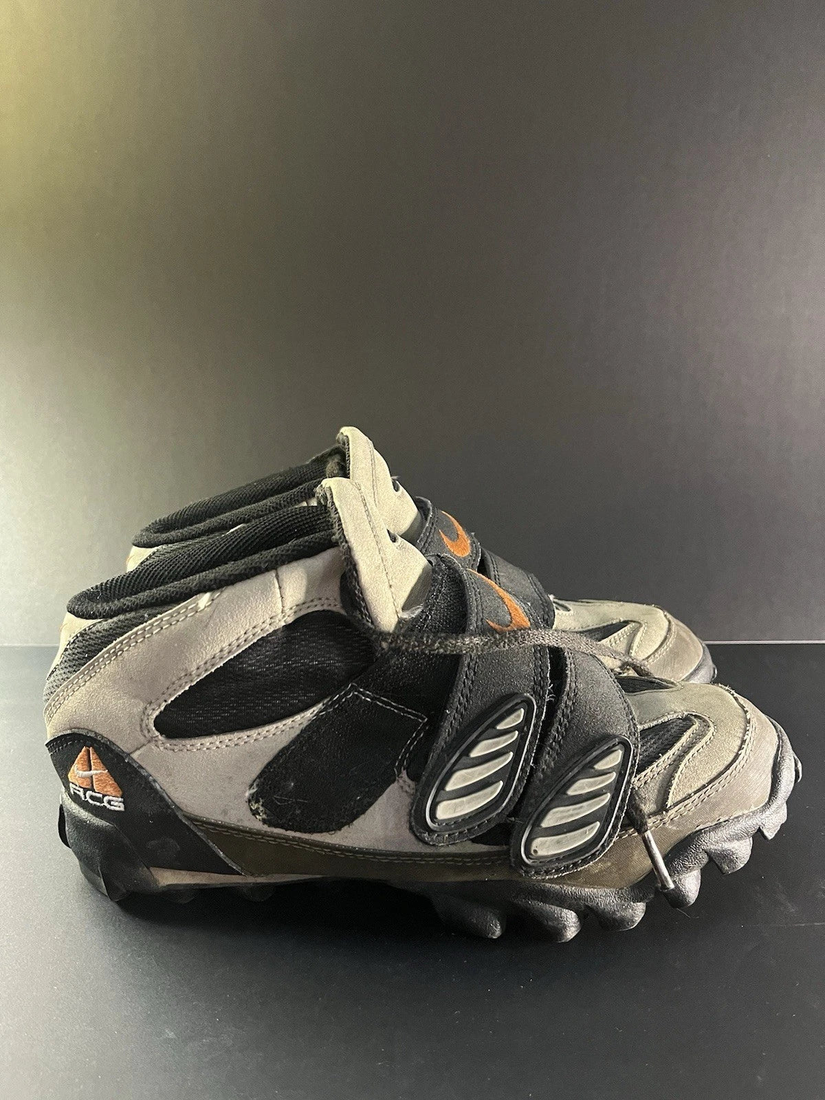 1990s Nike ACG mountain biking trail cleats Men’s Size 8.5