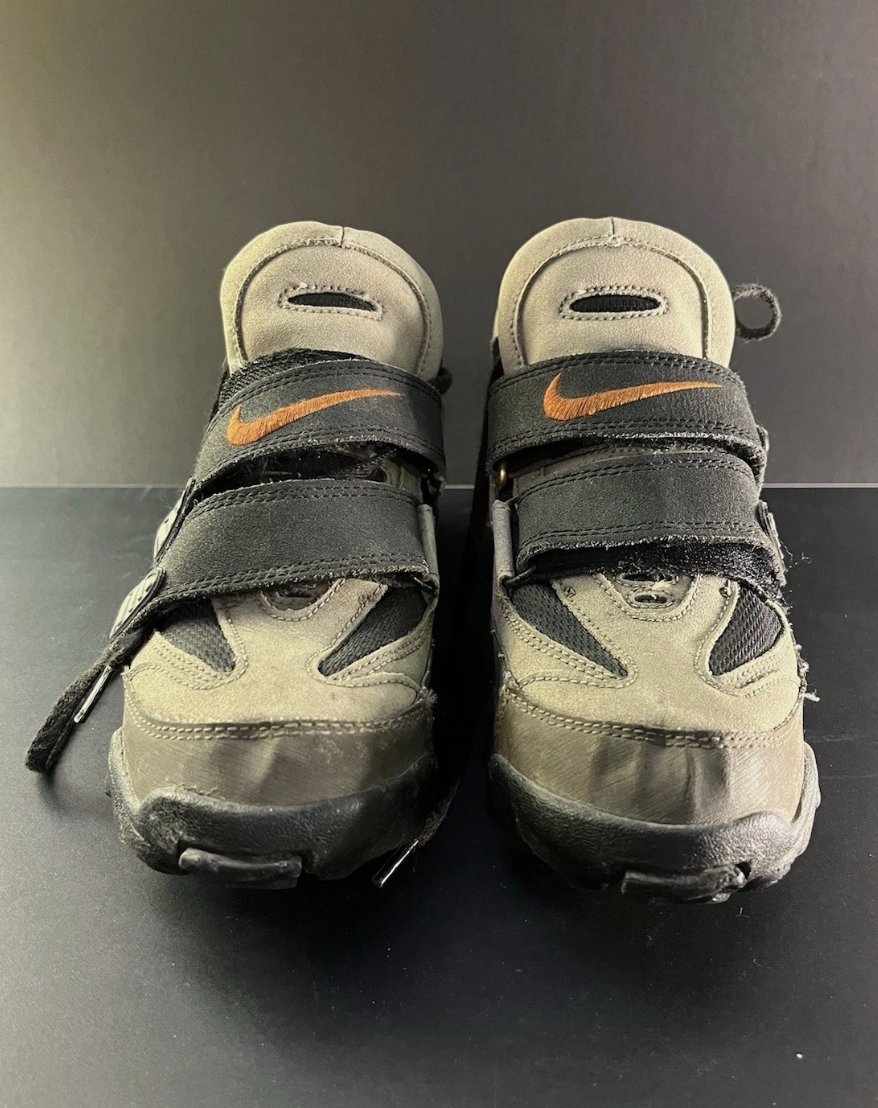 1990s Nike ACG mountain biking trail cleats Men’s Size 8.5